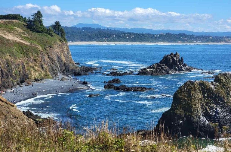 Book Of Mormon Contradiction: Alma 18:24-29; 22:9-11